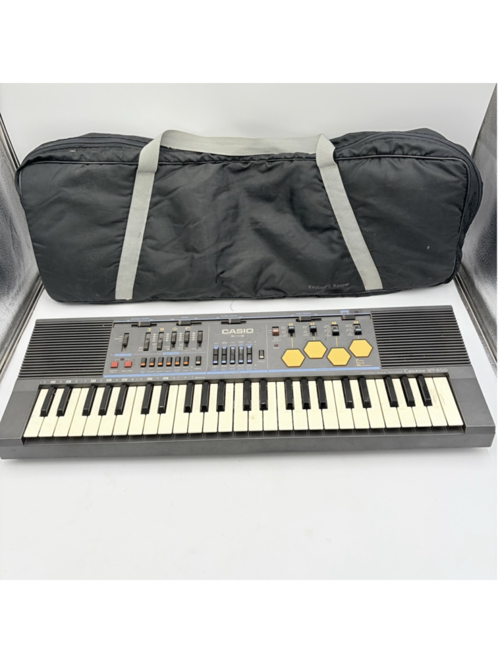 Casio Casiotone MT-500 Keyboard 49-Key w Bag for Parts Repair Untested